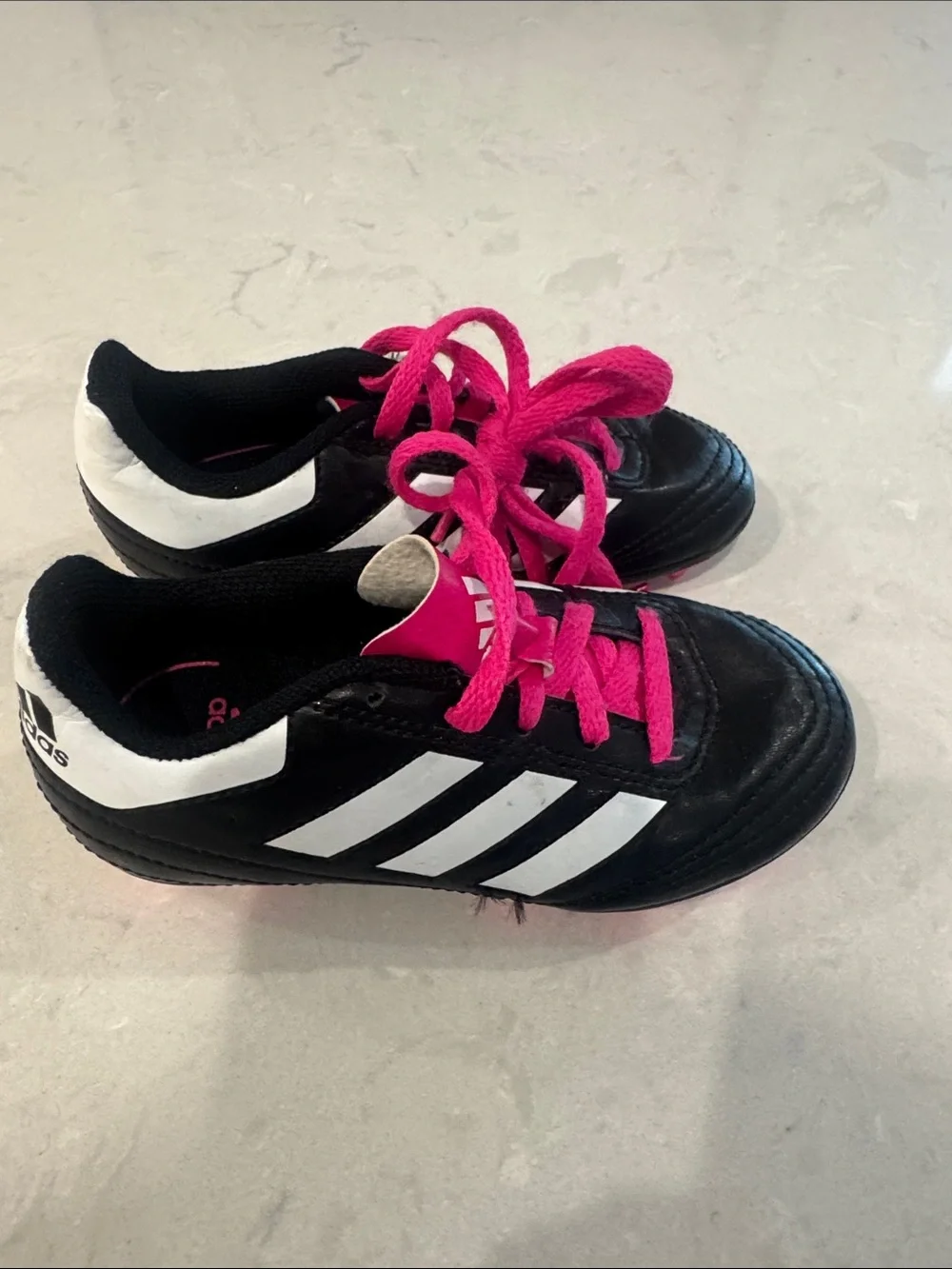 adidas Kids Black & Pink Soccer Cleats Size 10
